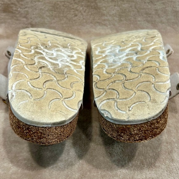 Birkenstock Womens 38 / 7-7.5 Arizona Biko Flor Patent White Gold Buckle‎ - Picture 7 of 8